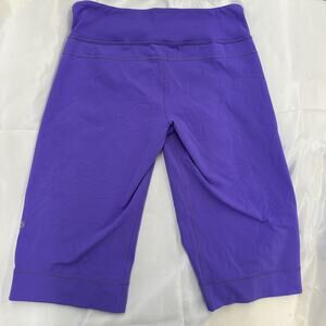 Lululemon Clam Digger II Size 8 Power Purple Purple EUC Crop Wide Leg Pants